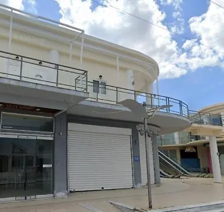 Appartamento Strip Mall Laganas